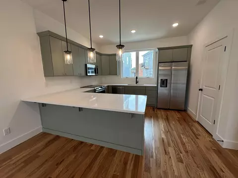 959 Montague Pl, Chattanooga, TN 37408