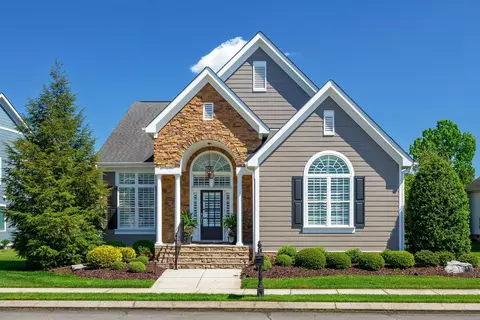 1850 Holden Farm Pl, Ooltewah, TN 37363