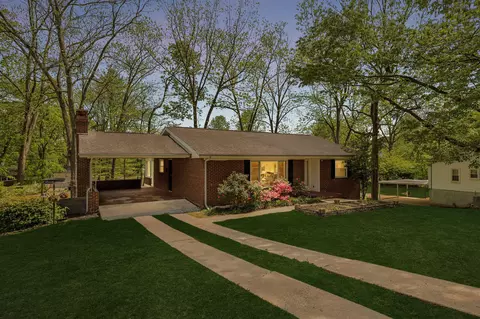 411 Pine Ave, South Pittsburg, TN 37380