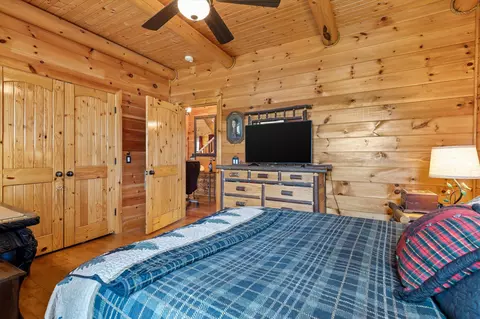Bedroom - 844 Fawn Cir, Dunlap, TN 37327 photo 3 of 12