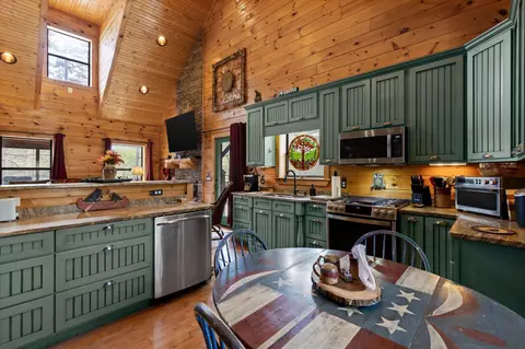 Kitchen - 844 Fawn Cir, Dunlap, TN 37327 photo 1 of 5