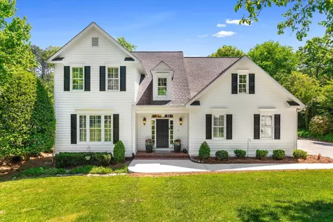 1906 Cameron Dr, Dalton, GA 30720