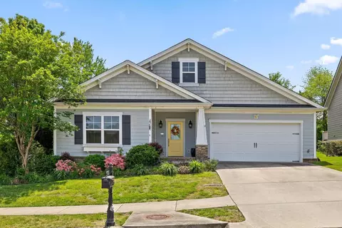 9651 Rookwood Cir, Ooltewah, TN 37363