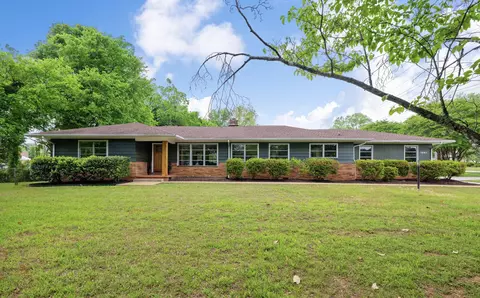 1847 Hickory Valley Rd, Chattanooga, TN 37421