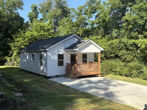 2620 E 21st St, Chattanooga, TN 37404