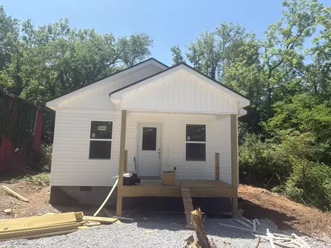 2620 E 21st St, Chattanooga, TN 37404