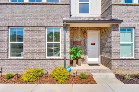 1641 Adams St, Chattanooga, TN 37408