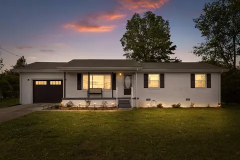 305 Ballard St, Dayton, TN 37321