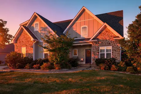 4820 Preserve Dr, Chattanooga, TN 37416