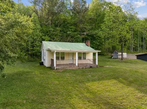 1272 Tunnel Hill Varnell Rd NW, Dalton, GA 30720