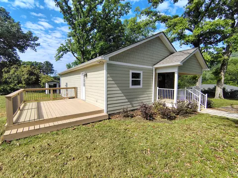 3312 Pioneer Dr, Chattanooga, TN 37419