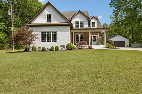 10514 E Brainerd Rd, Apison, TN 37302