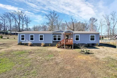 658 Stone Rd, Benton, TN 37307