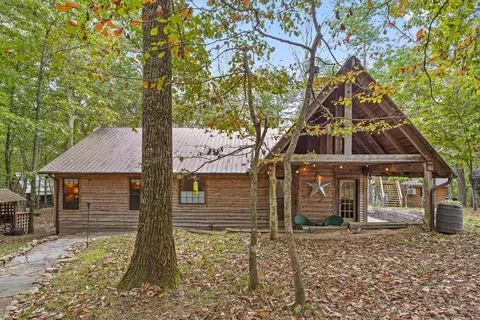 6112 Cove Rd, Mentone, AL 35984