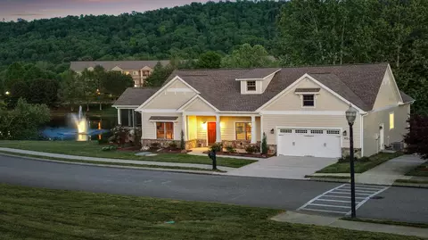 9548 Leyland Dr, Ooltewah, TN 37363