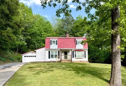 120 Latonia Dr NE, Dalton, GA 30721