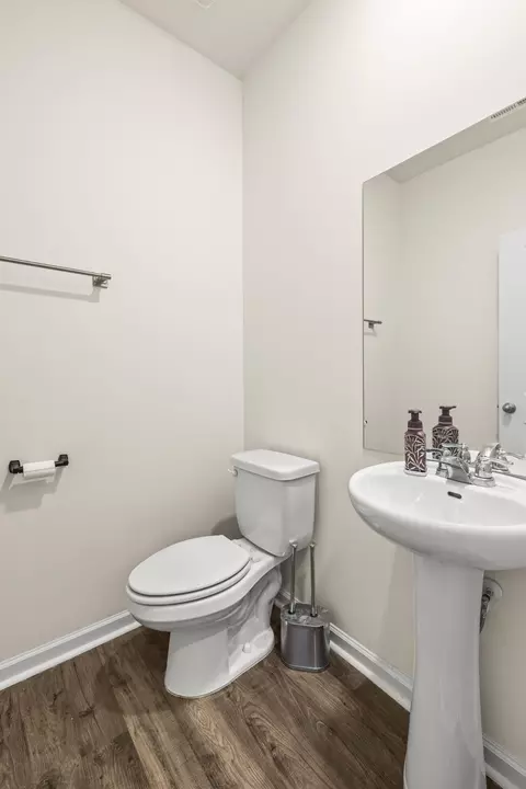Bath - 6599 Prickly Loop, Ooltewah, TN 37363 photo 1 of 4