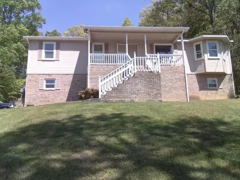 5008 Boynton Dr, Ringgold, GA 30736