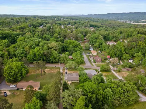 View/Area - 9422 E Brainerd Rd, Chattanooga, TN 37421 photo 4 of 5
