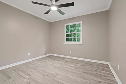 Bedroom - 9422 E Brainerd Rd, Chattanooga, TN 37421 photo 2 of 4