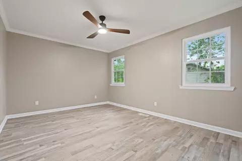 Bedroom - 9422 E Brainerd Rd, Chattanooga, TN 37421 photo 1 of 4