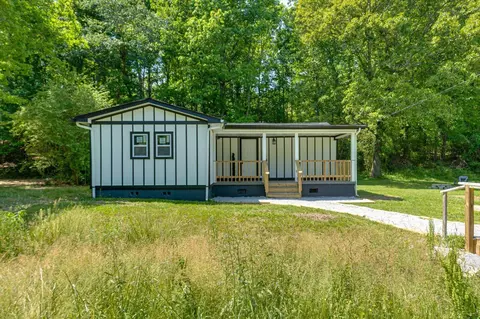 7226 Taylor Rd, Harrison, TN 37341