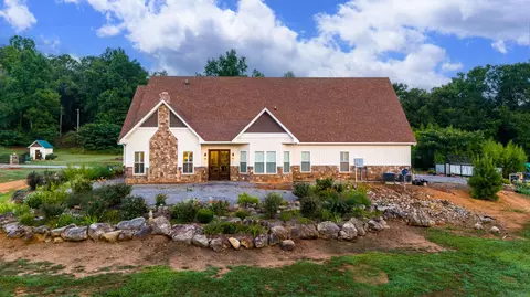 Exterior - 1072 Cookson Creek Rd, Ocoee, TN 37361 photo 12 of 17