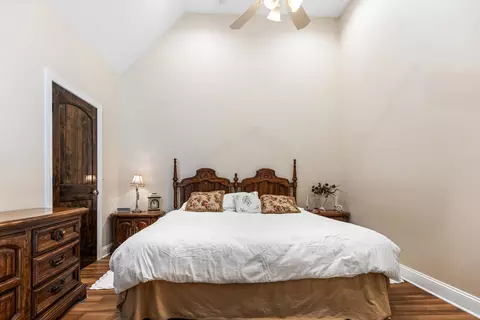 Bedroom - 1072 Cookson Creek Rd, Ocoee, TN 37361 photo 7 of 7