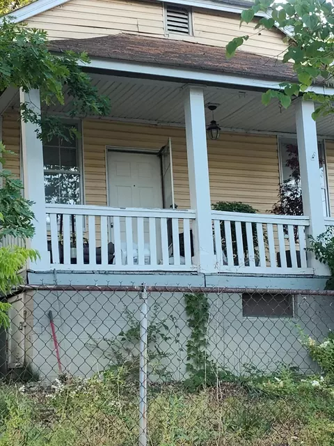 3876 Dixie Cir, Lupton City, TN 37351