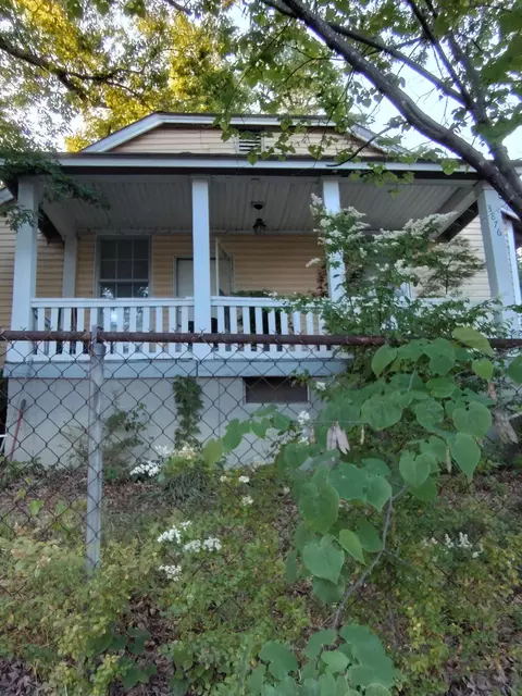 3876 Dixie Cir, Lupton City, TN 37351