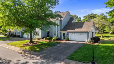 2013 Clearfield Ln, Chattanooga, TN 37405