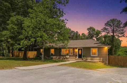3525 Van Winkle Cir, Chattanooga, TN 37415
