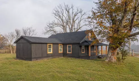 2499 Sugar Creek Rd, Crandall, GA 30711