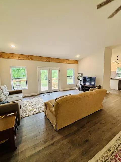 Living - 197 Echo Point Rd, Dunlap, TN 37327 photo 1 of 4