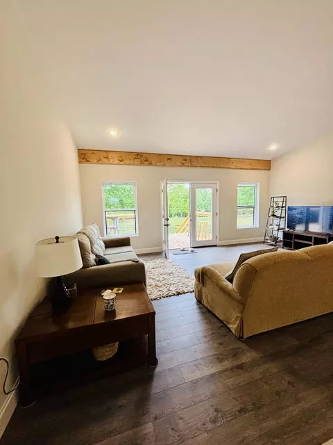 Living - 197 Echo Point Rd, Dunlap, TN 37327 photo 3 of 4
