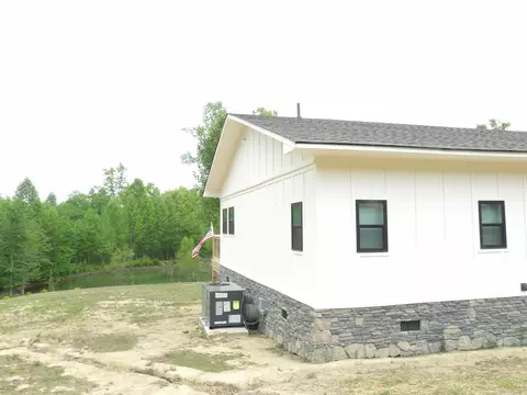 Exterior - 197 Echo Point Rd, Dunlap, TN 37327 photo 3 of 28