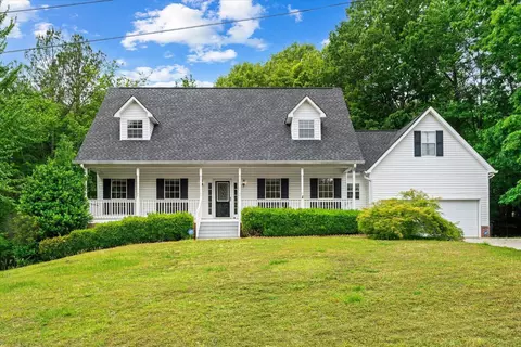 313 Viewmont Dr, Tunnel Hill, GA 30755