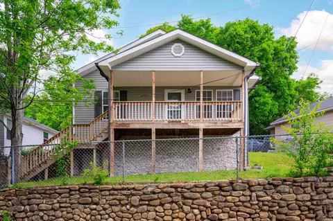 3619 Crompton St, Lupton City, TN 37351
