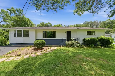 725 Dietz Rd, Ringgold, GA 30736