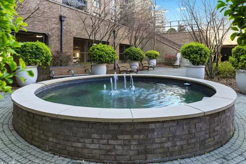 200 Manufacturers Rd #440, Chattanooga, TN 37405