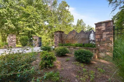 2319 Little Bend Rd, Signal Mountain, TN 37377