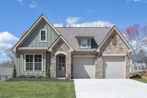 40 Snow Line Ln, Ooltewah, TN 37363