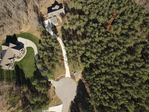80 High Point Ln, Jasper, TN 37347