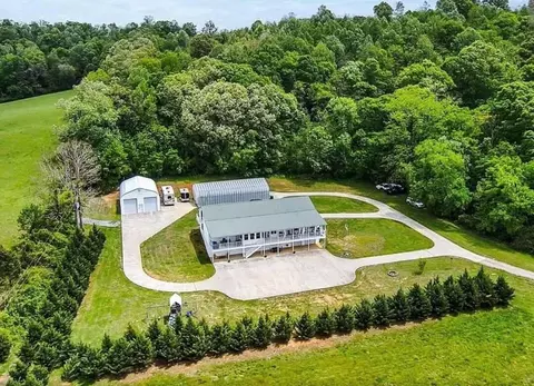 1700 Cedar Valley Rd, Sweetwater, TN 37874