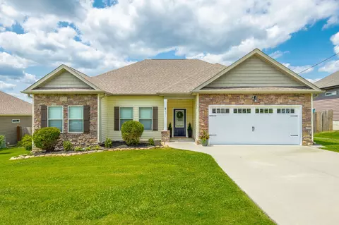 351 Franklin Cir, Fort Oglethorpe, GA 30742