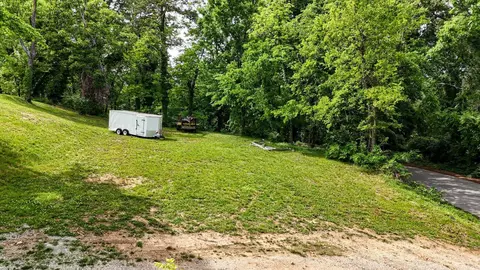 1128 Tremont St, Chattanooga, TN 37405