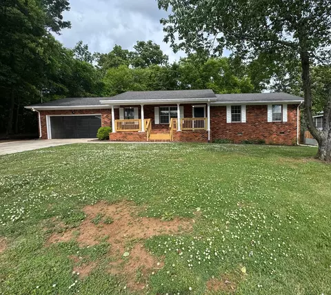 123 General Hays Rd, Fort Oglethorpe, GA 30742