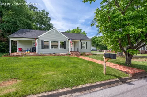 103 Moore St, Trion, GA 30753