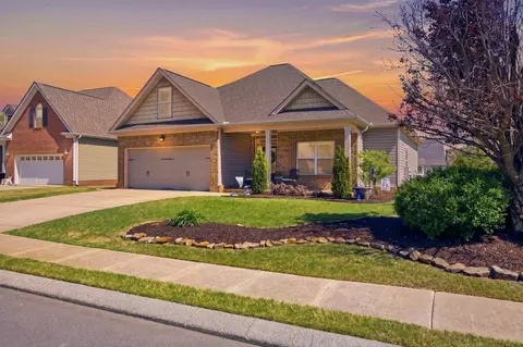 8485 Gracie Mac Ln, Ooltewah, TN 37363