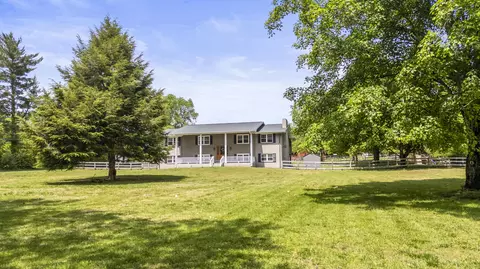 9035 Pleasant Ln, Ooltewah, TN 37363